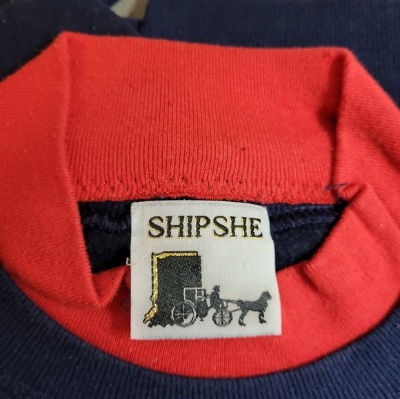 Sweatshirt with Lighthouses - Picture 4 of 4